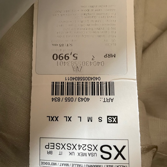 Zara Linen Blazer as seen on Janhvi Kapoor - Picture 7 of 7